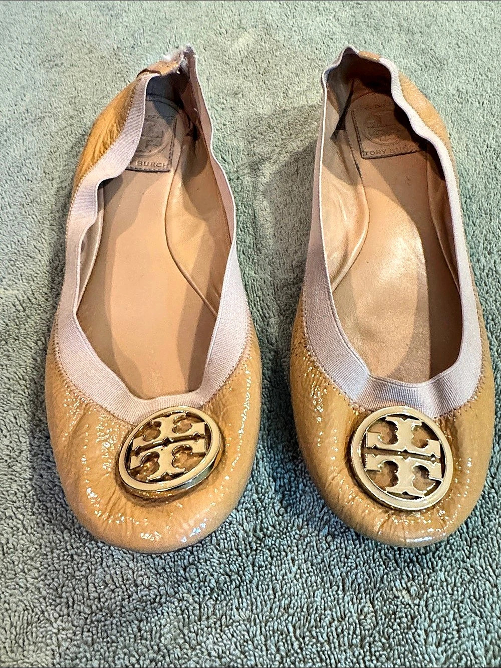 Tory Burch Caroline Patent Leather Ballet Flat Flats in Brown